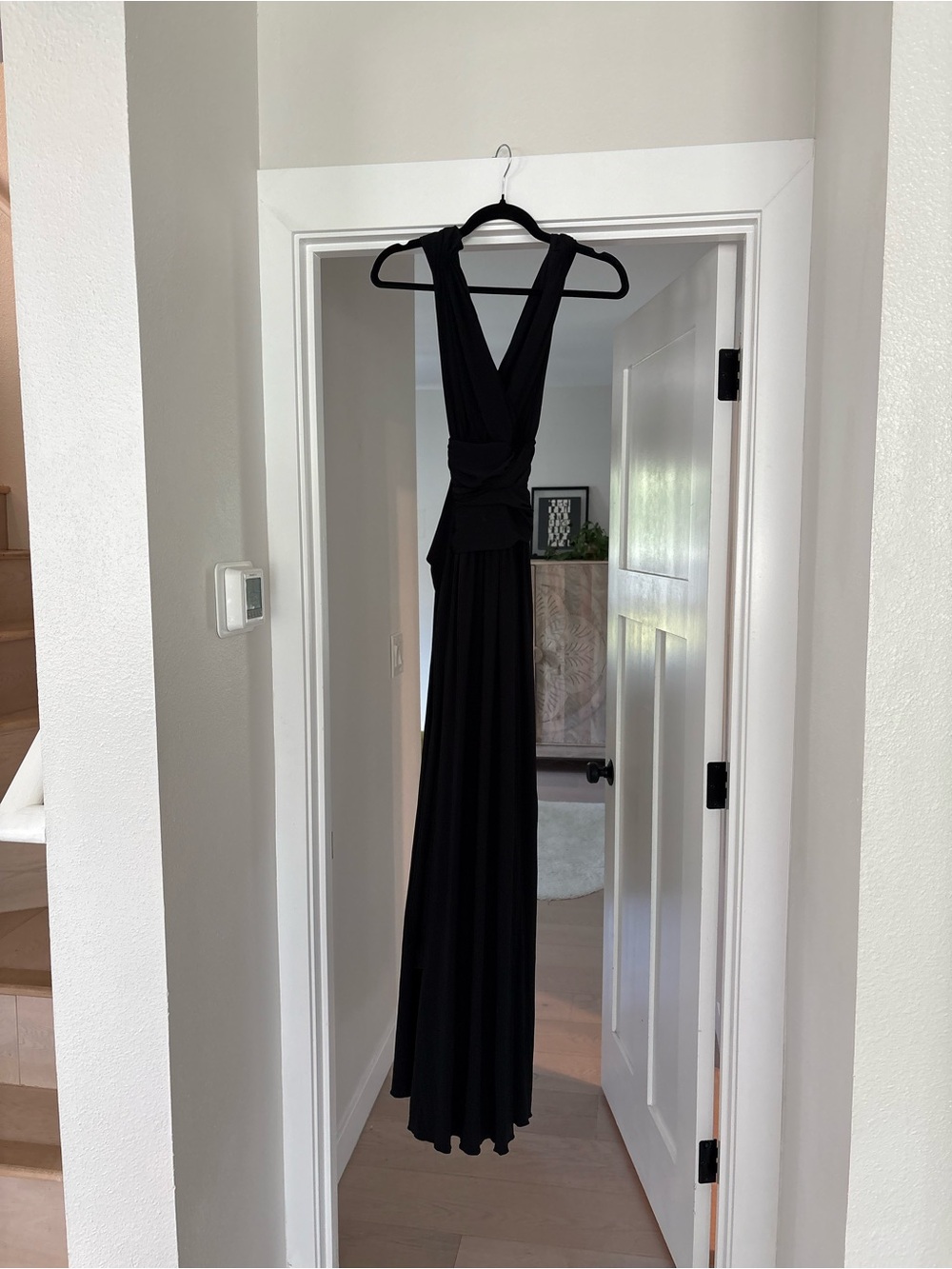 Classic Halston Heritage jersey gown - Picture 2 of 4